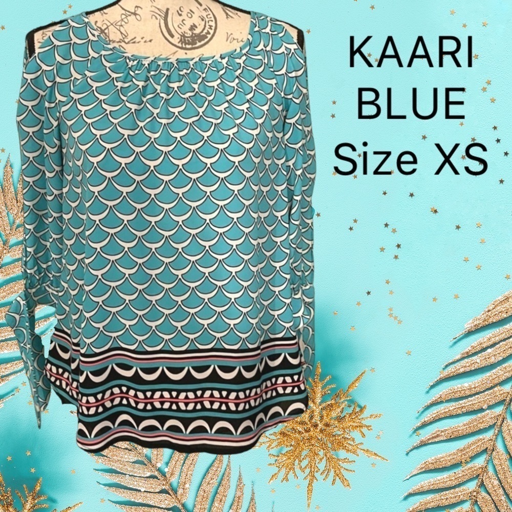 XS Kaari Blue Shirt with open shoulders